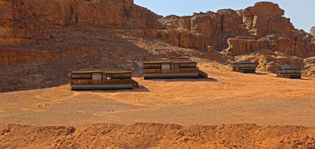 Sun City Camp Wadi Rum Bagian luar foto